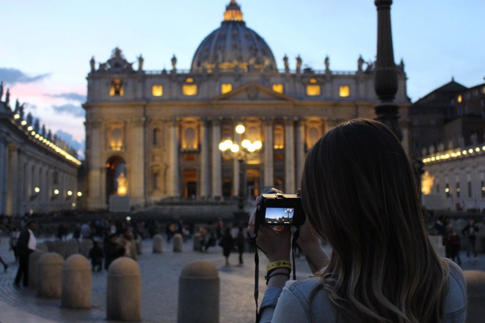 F7DD5221-568D-403D-80C7-0CAACE61FE91